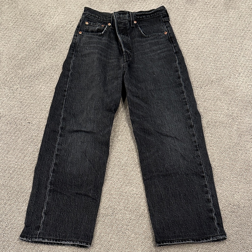 Levi's Women's Black Straight Leg Jeans